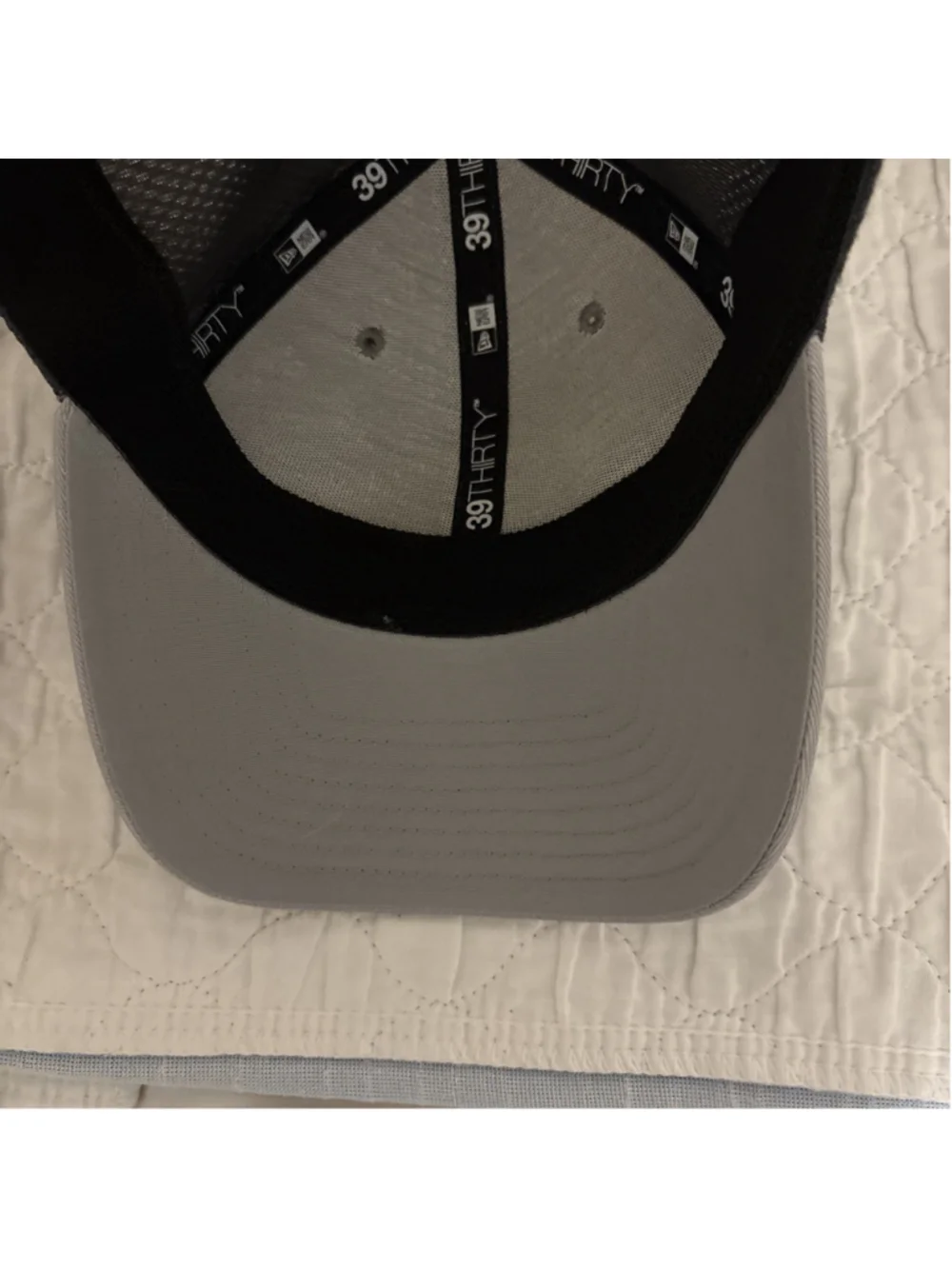 New Era Miami Dolphins Grey 39 Thirty Medium/Large Ball Cap